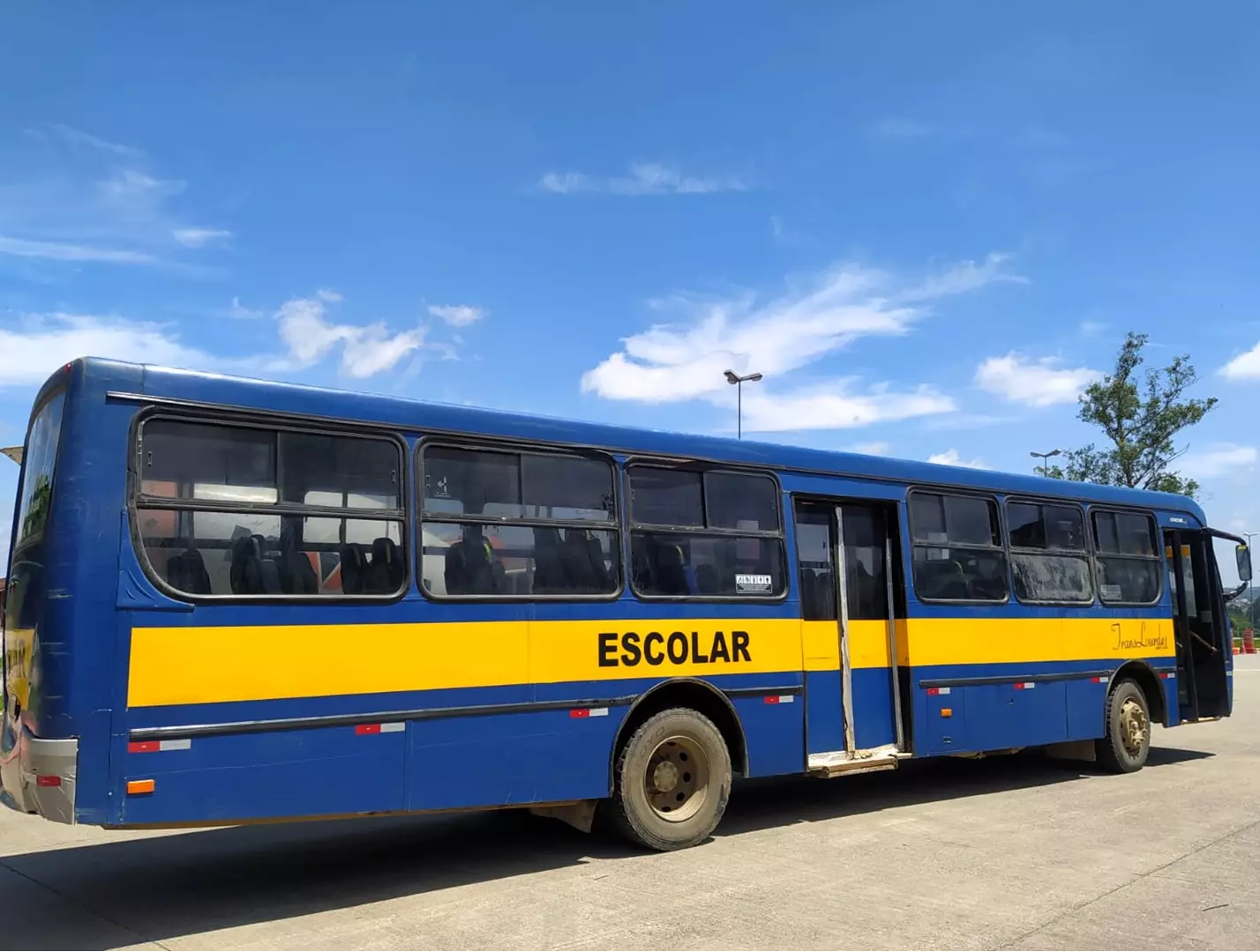 PRF flagra ônibus escolar com documento adulterado na BR-116 em Mafra